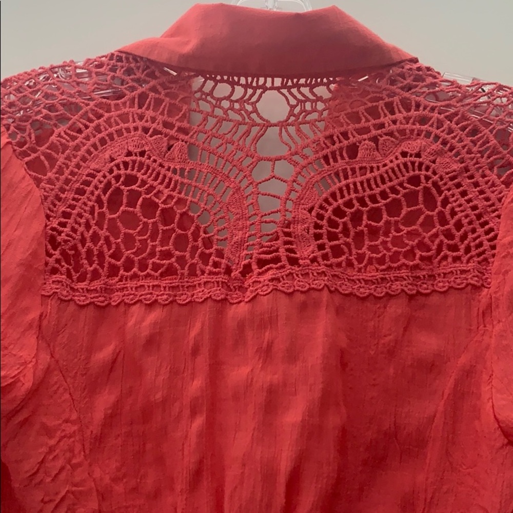 Crop button down top - Picture 4 of 4
